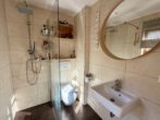 Badezimmer - Der Traum vom eigenen kleinen Haus am Bach mit Bergblick