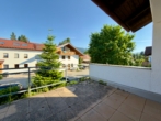 Dachterrasse mit Blick über die gewachsene Nachbarschaft