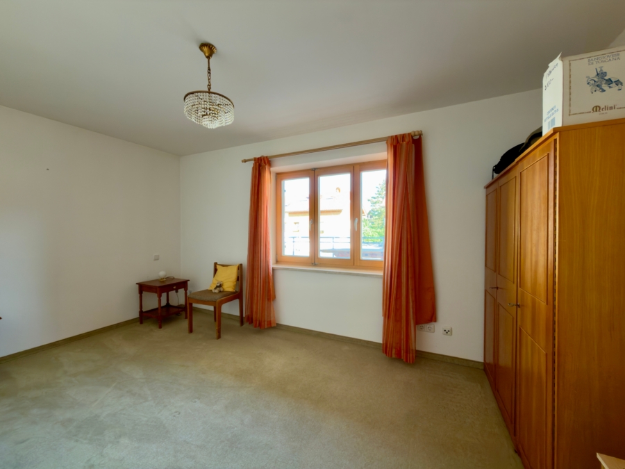 Geräumiges Zimmer im Obergeschoss – flexibel nutzbar