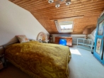 Schlafzimmer DG
