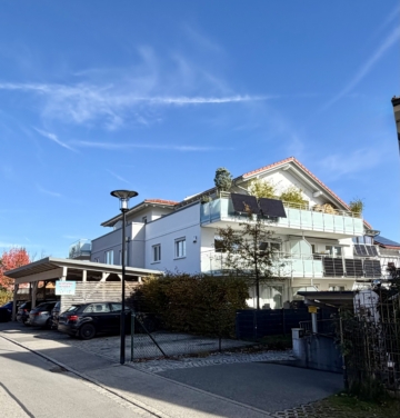Exklusive 4-Zimmer-Wohnung mit Premium-Ausstattung und Südbalkon in ruhiger Lage von Traunstein, 83278 Traunstein, Wohnung