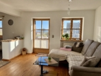 Wohnzimmer - Landhaus mit Einliegerwohnung nähe Gut Ising/Chiemsee für Pferde- u. Golfliebhaber-oder Ferienhaus!