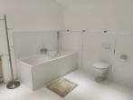 Badezimmer - Landhaus mit Einliegerwohnung nähe Gut Ising/Chiemsee für Pferde- u. Golfliebhaber-oder Ferienhaus!