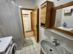 Einliegerwohnung - Landhaus mit Einliegerwohnung nähe Gut Ising/Chiemsee für Pferde- u. Golfliebhaber-oder Ferienhaus!