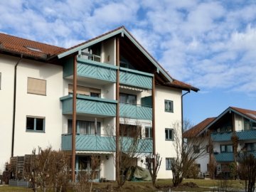 Helle 4-Zimmer-Eigentumswohnung mit Südbalkon, Tiefgarage & moderner Aufteilung in Grassau, 83224 Grassau, Etagenwohnung