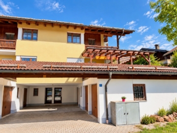 3-Zimmer-Wohnung mit Bergblick & Süd-Ost-Balkon, 83346 Bergen, Etagenwohnung