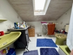 Badezimmer Dachgeschoss - Gepflegtes Reihenmittelhaus in ruhiger Lage – Bad Füssing – ab Februar 2026 entmietet
