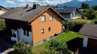 Anwesen mit Blick auf die Chiemgauer Alpen
