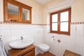 Badezimmer mit Dusche