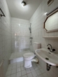 Badezimmer Wohnung 2 - Attraktives Investment: Reihenmittelhaus mit 5 Einheiten & ca. 140 m² Wfl. in Bad Füssing
