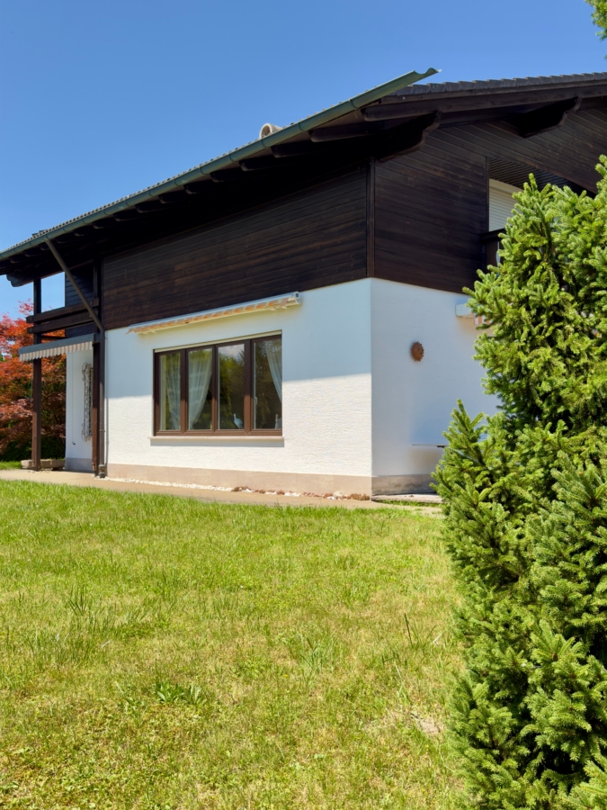 Landhaus mit geschütztem Gartenbereich