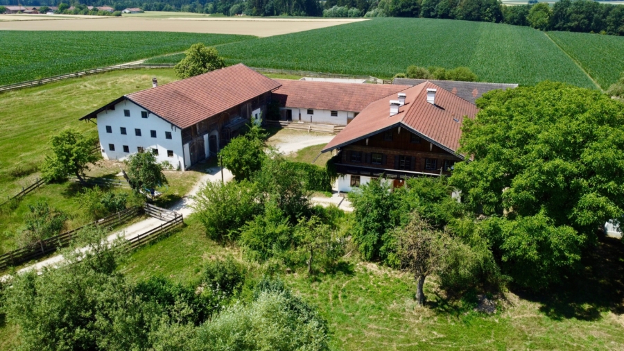 Das beeindruckende Hofensemble auf über 13.000 m² Grundstück