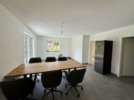 Küche / Essbereich - Neubau: Traumhaft lichtdurchflutete vier Zimmer Erdgeschosswohnung in Übersee Feldwies