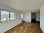 Zwei Zimmer Neubauwohnung in Traunstein mit hochwertiger Küche im 2.OG mit Blick nach Westen - schöner Essbereich/Küche