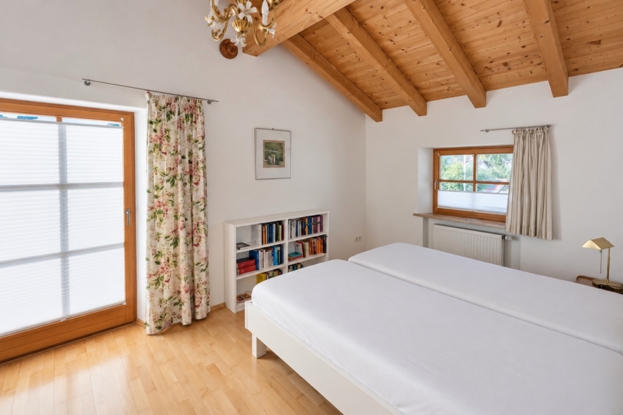 Schlafzimmer im OG