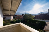 Balkon mit Bergpanorama