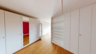 maßangepasste Schreinermöbel - Sonnige 2 Zi. Whg. mit Bergblick 1 OG und kleine Zusatzwohnung im Souterrain