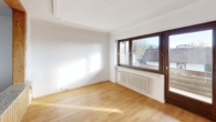 Wohnzimmer - Sonnige 2 Zi. Whg. mit Bergblick 1 OG und kleine Zusatzwohnung im Souterrain
