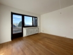Wohnzimmer - Sonnige 2 Zi. Whg. mit Bergblick 1 OG und kleine Zusatzwohnung im Souterrain