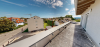 Hochwertige Dachgeschosswohnung mit großer Terrasse in Traunstein - Penthouse - Blick Dachterrasse Osten