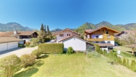 Blick Balkon - *Reserviert*Gepflegtes Einfamilienhaus in ruhiger Lage von Ruhpolding – Bergblick, Kachelofen & viel Platz