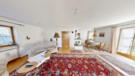 Wohnzimmer - *Reserviert*Gepflegtes Einfamilienhaus in ruhiger Lage von Ruhpolding – Bergblick, Kachelofen & viel Platz